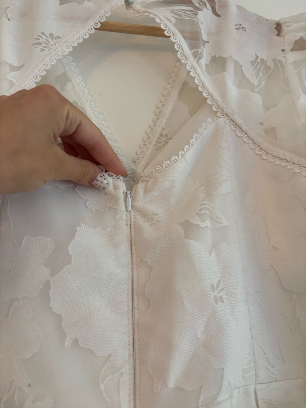 Lipsy White Lace V-Neck Midi Dress with Belt - Picture 9 of 12
